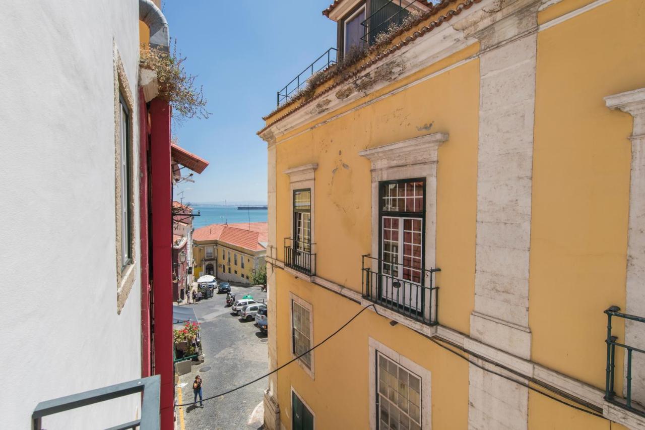 Cozy Flat In The Heart Of Alfama Apartment Lisbon