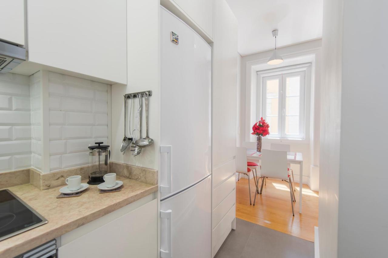 Cozy Flat In The Heart Of Alfama Apartment