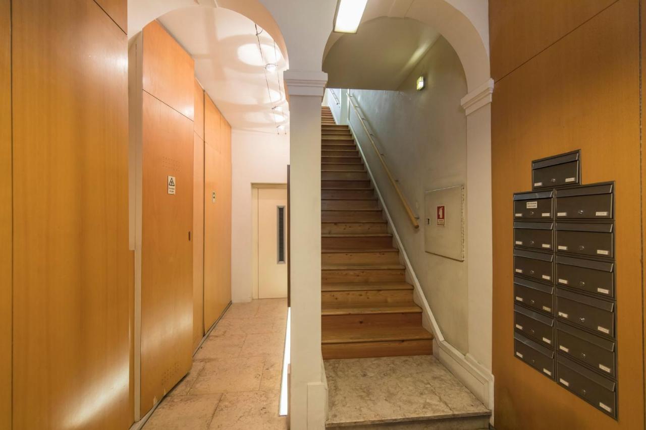 Lovelystay - Downtown Cosy Wonder Apartment Lisbon