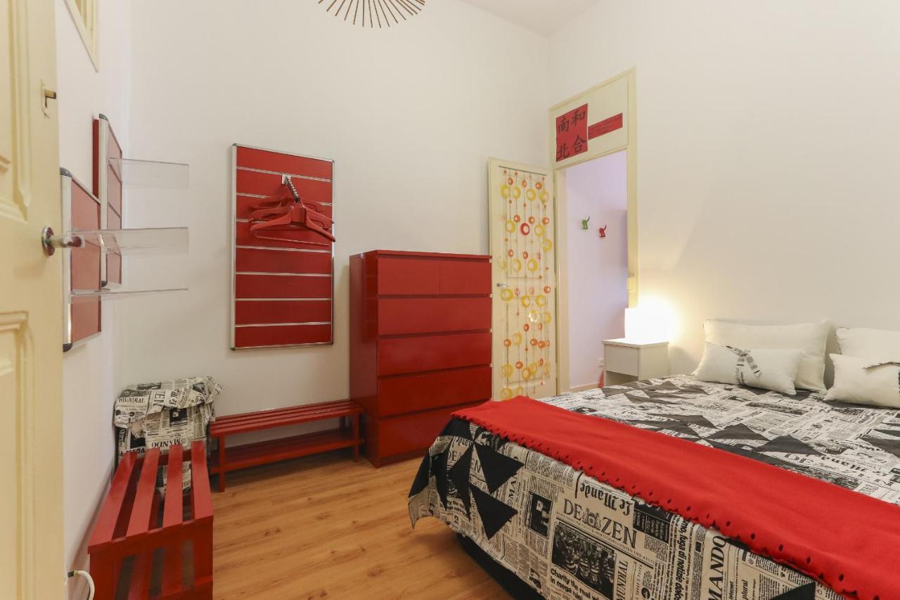 Red Almirante By Homing * Lisbon