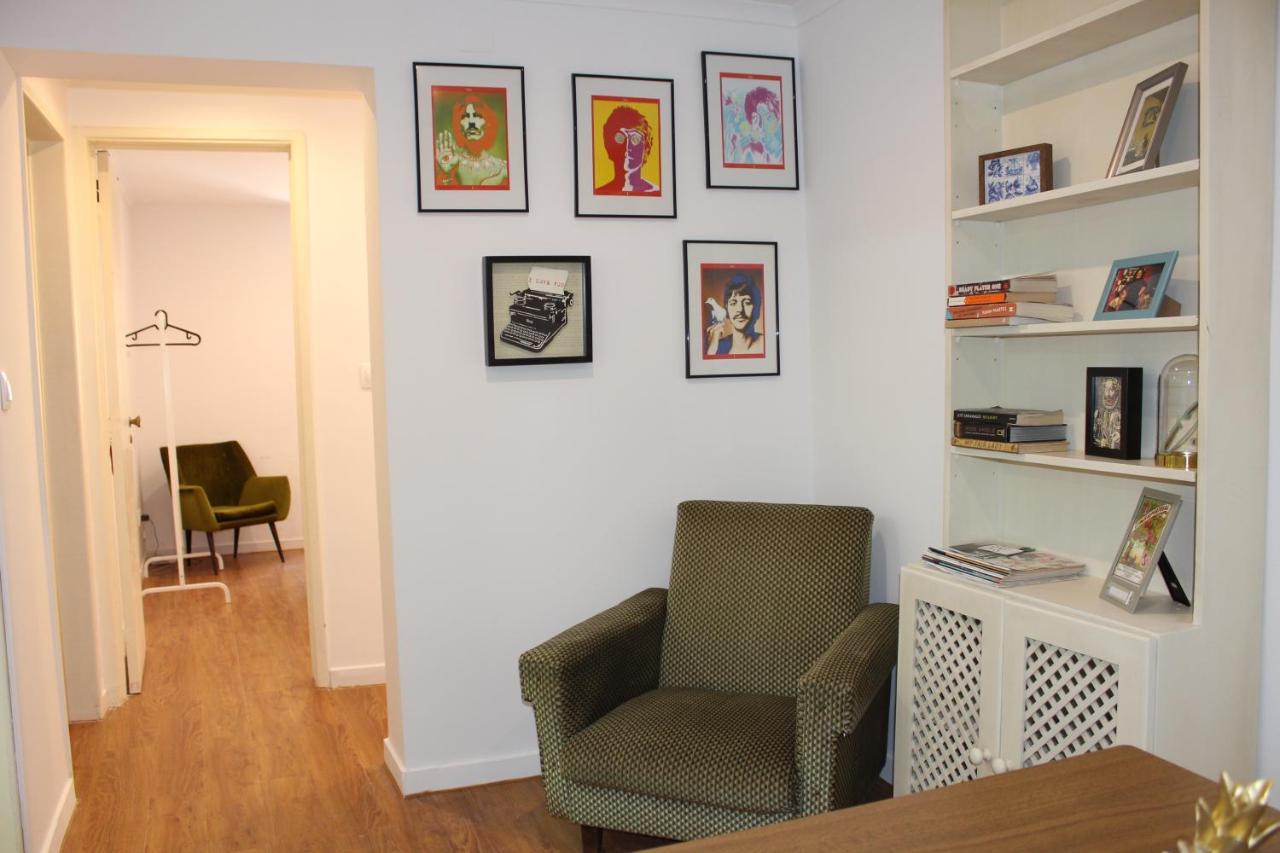 Love Intendented Apartment