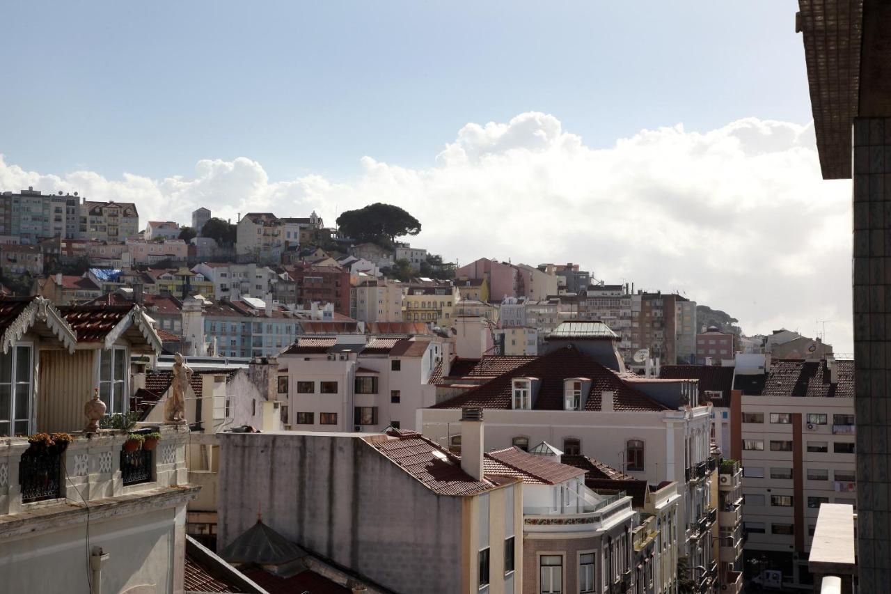 Lisbon Suite Home 2*
