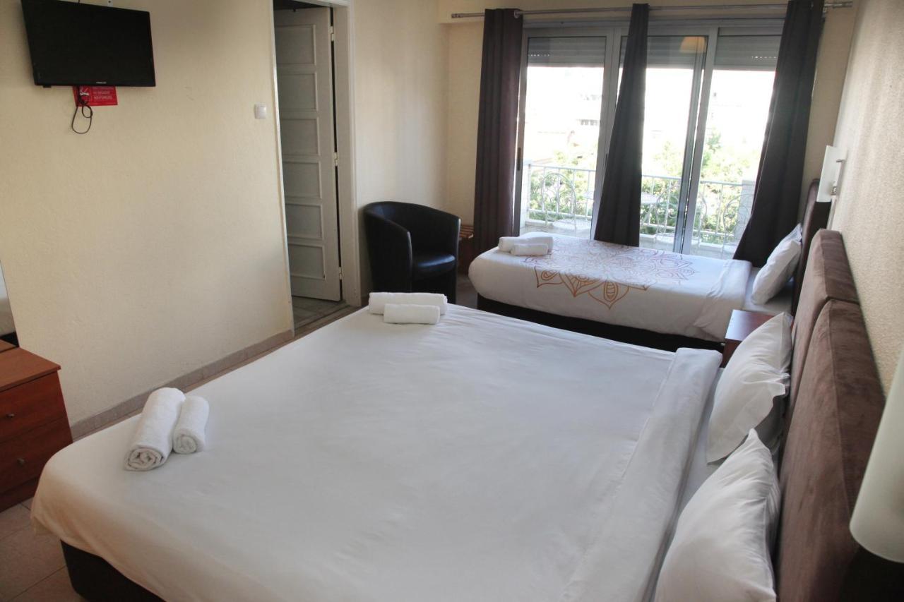 Lisbon Suite Home 2*