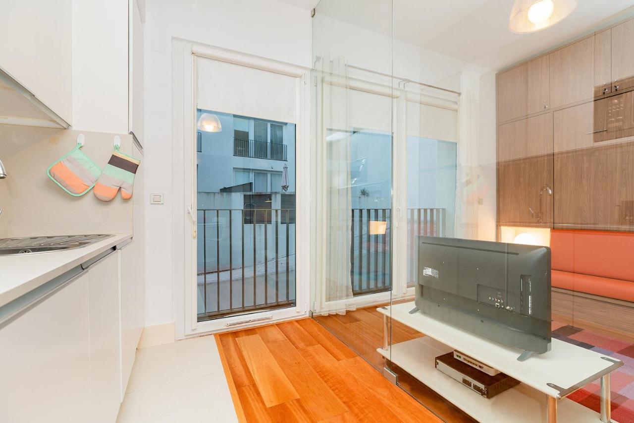 Apartment Warm Ample Space With Wall Beds Lisbon