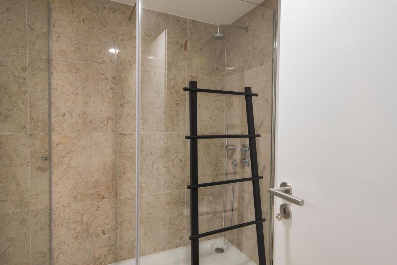 Lovelystay - Modern And Colourful Flat In The Heart Of Graca