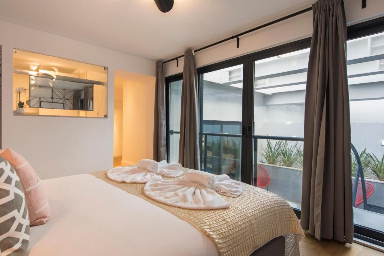 Lovelystay - Modern And Colourful Flat In The Heart Of Graca * Lisbon