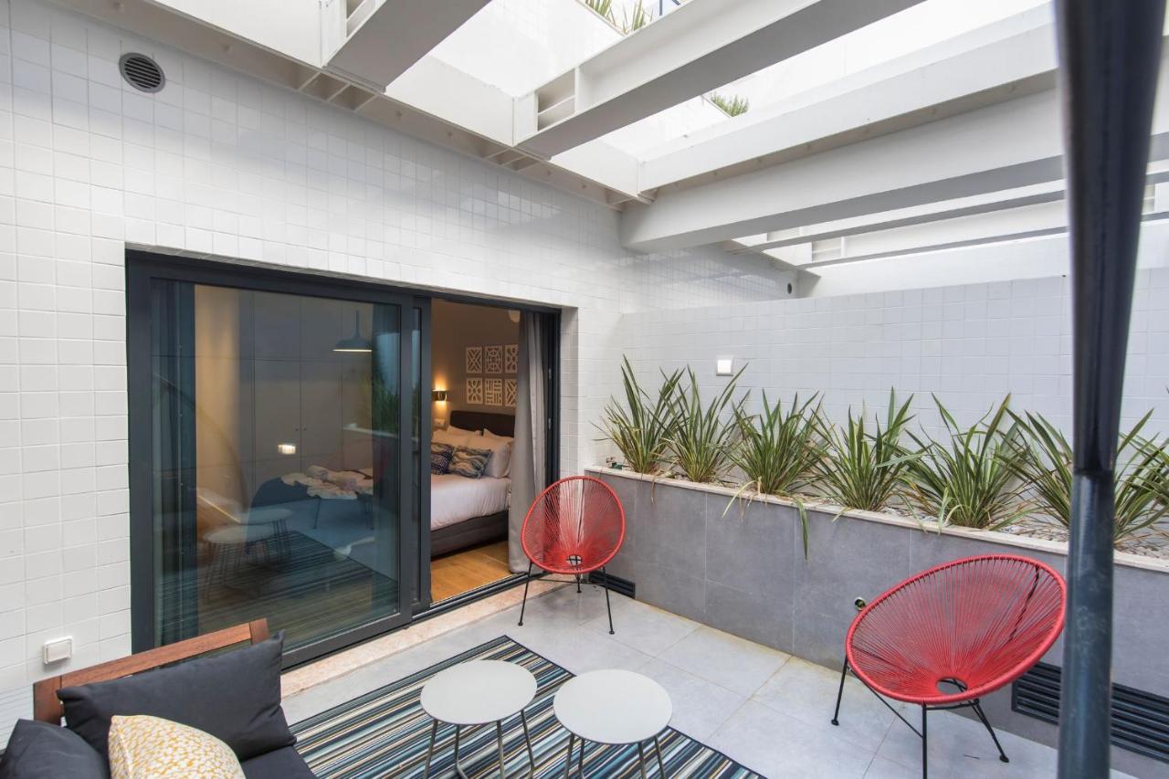 Lovelystay - Modern And Colourful Flat In The Heart Of Graca * Lisbon