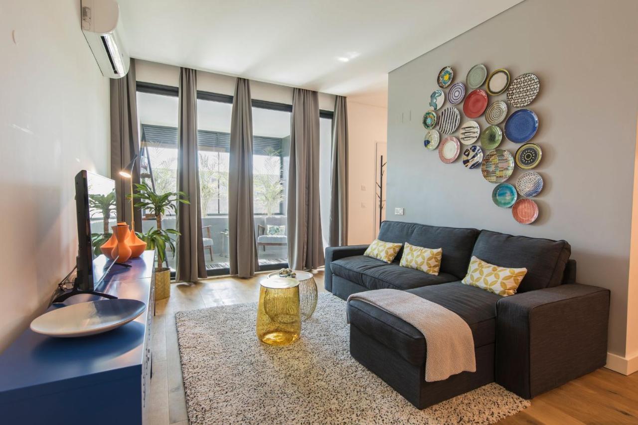 Lovelystay - Modern And Colourful Flat In The Heart Of Graca Apartment