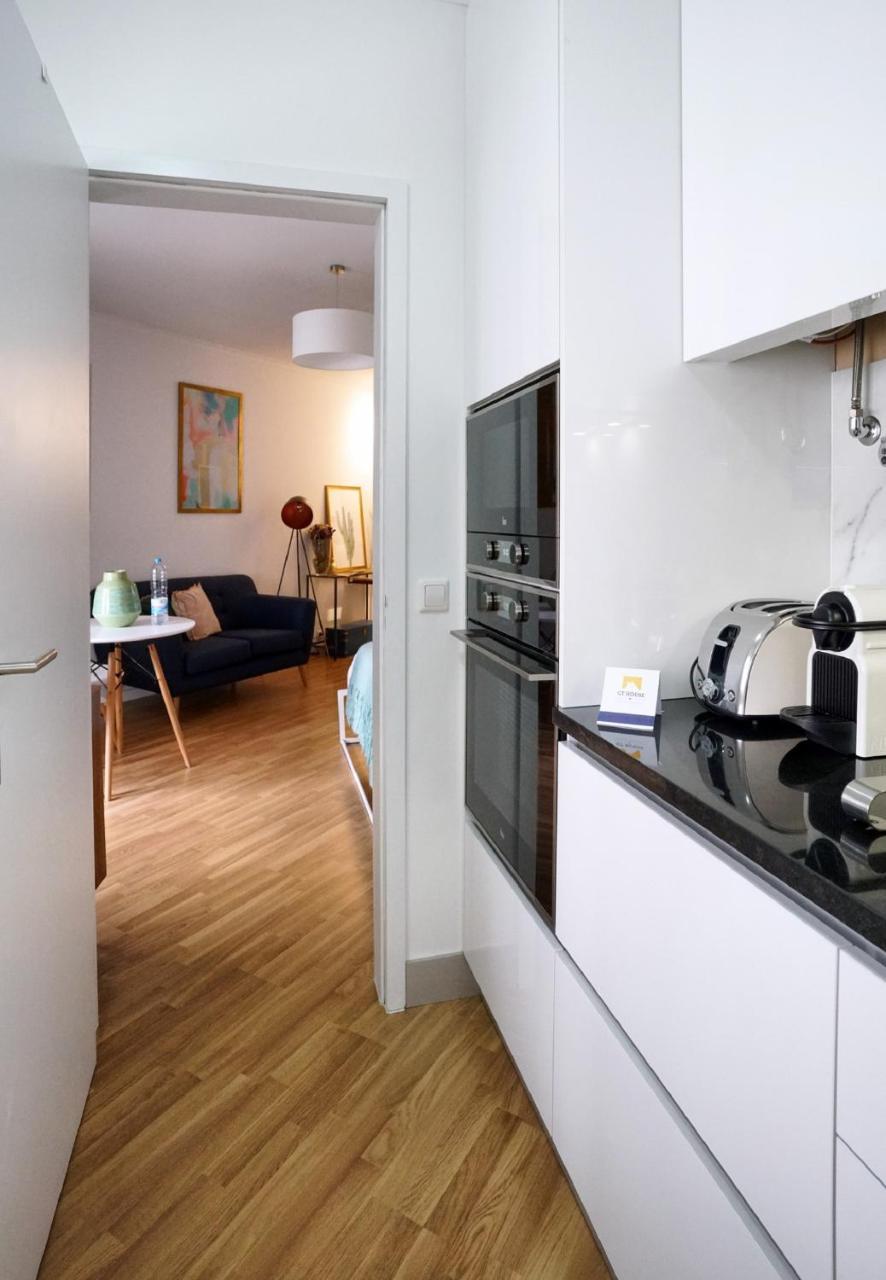 Studio75 Telheiras Apartment