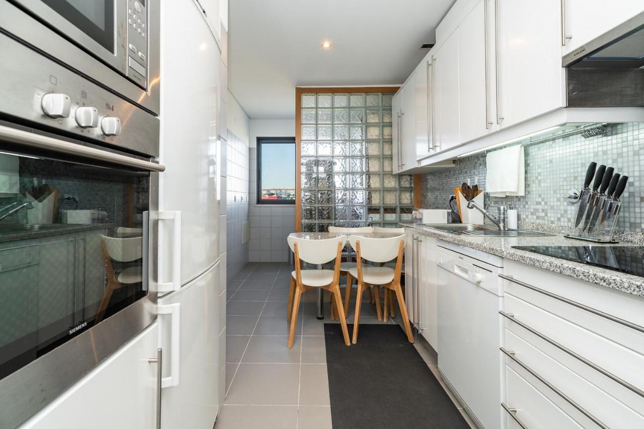 Modern 2 Bedroom With Balcony And Amazing Views