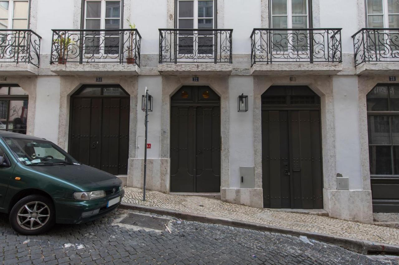 Lovelystay - 3 Bedroom Downtown Wonderwall Lisbon