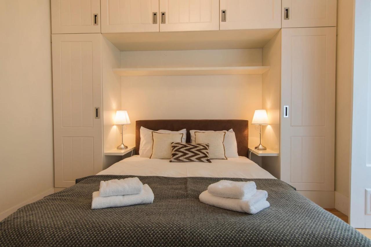 Lovelystay - Cozy Duplex In Alfama Apartment *