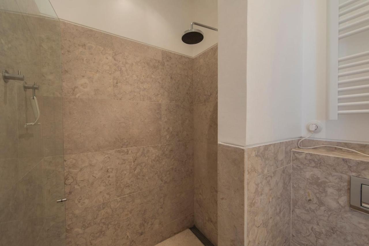 Lovelystay - Cozy Duplex In Alfama Lisbon
