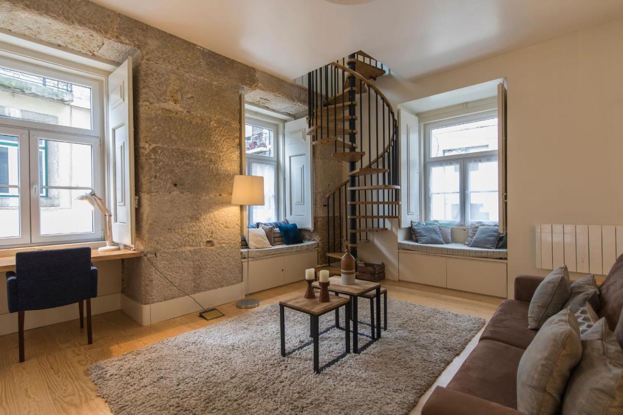 Lovelystay - Cozy Duplex In Alfama Lisbon