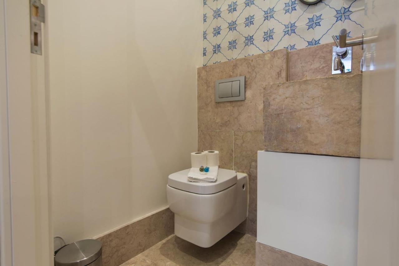 Lovelystay - Cozy Duplex In Alfama Lisbon