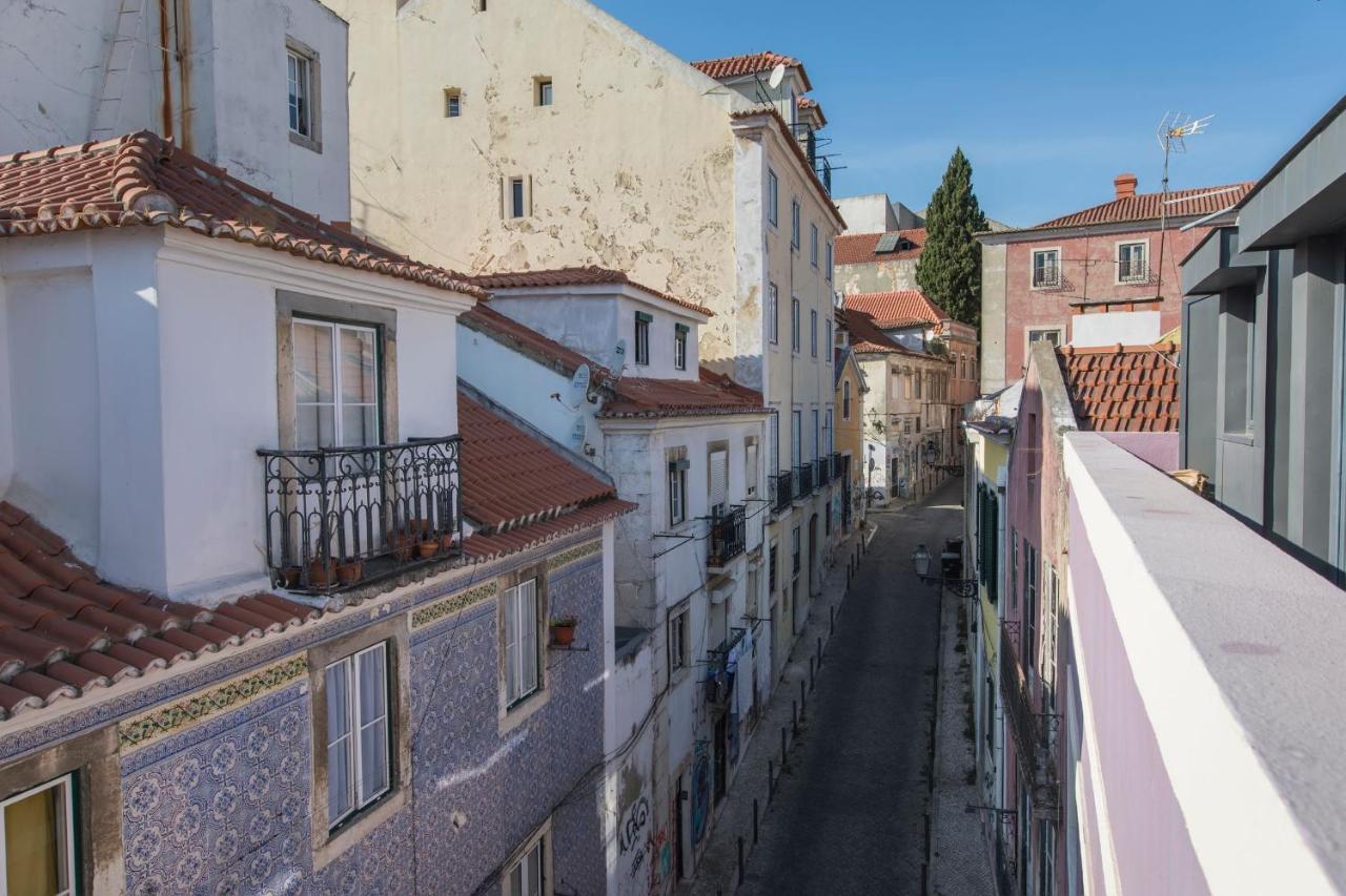 Apartment Bairro Alto Stunning Flat With Balcony By Lovelystay