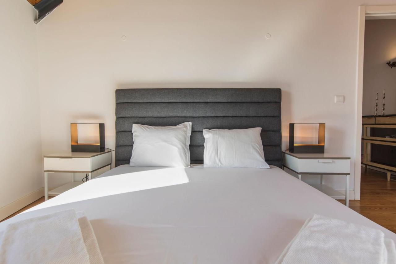 Bairro Alto Stunning Flat With Balcony By Lovelystay Apartment Lisbon