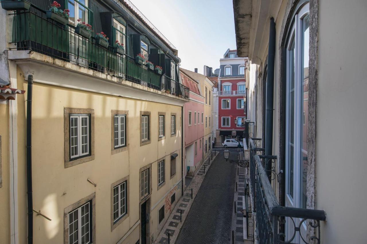Apartment Lovelystay - Chiado 2 Bedroom Charm! Lisbon