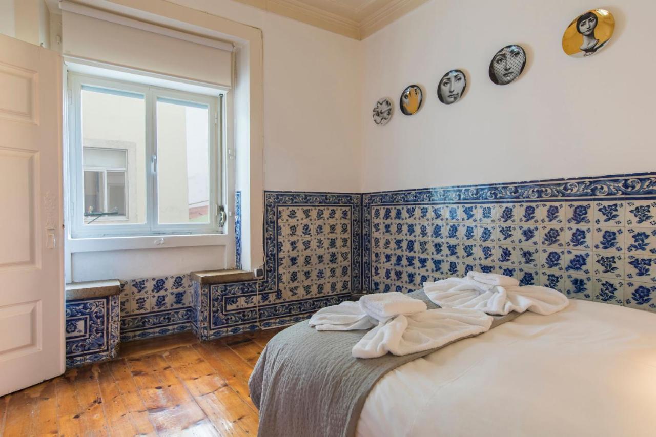 Lovelystay - Chiado 2 Bedroom Charm! Lisbon