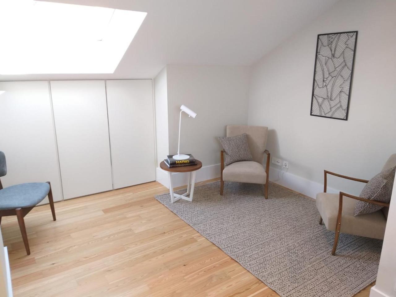 Apartment Lx4u - Baixa Douradores *