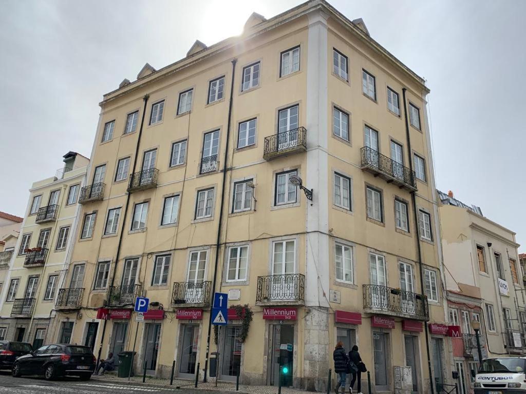Quelhas Apartment