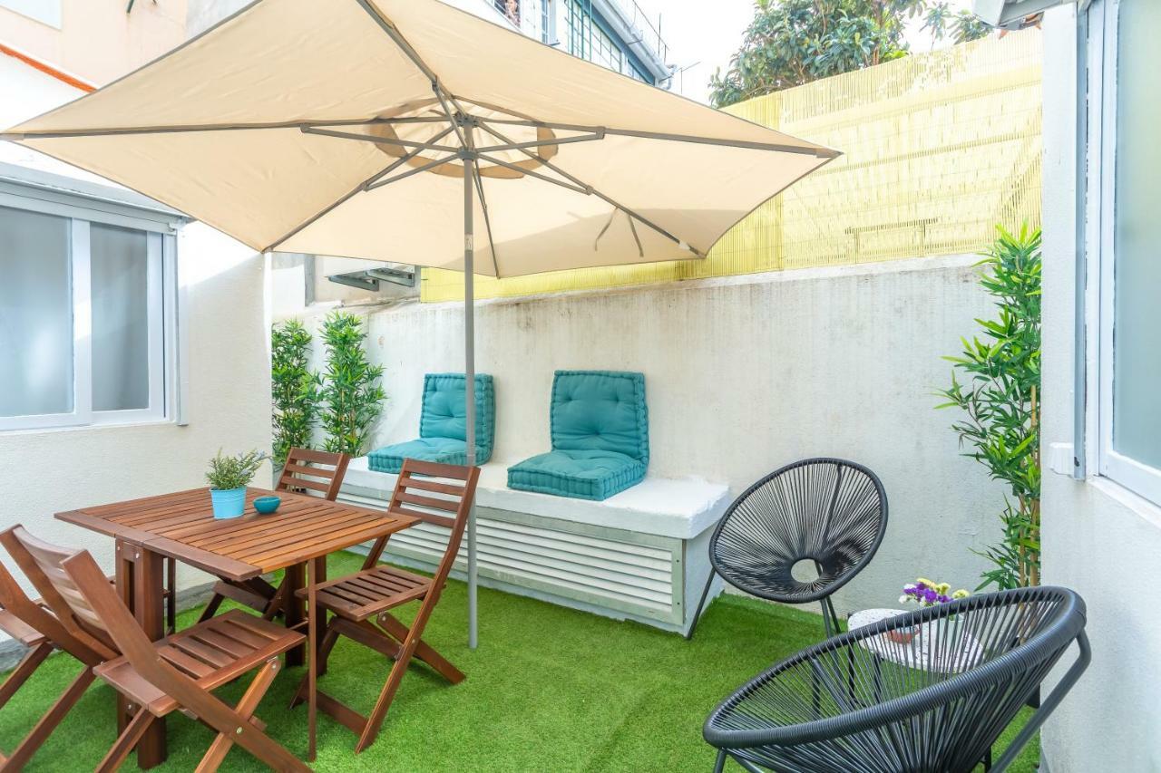 Sunny With Patio, By Timecooler Apartamento
