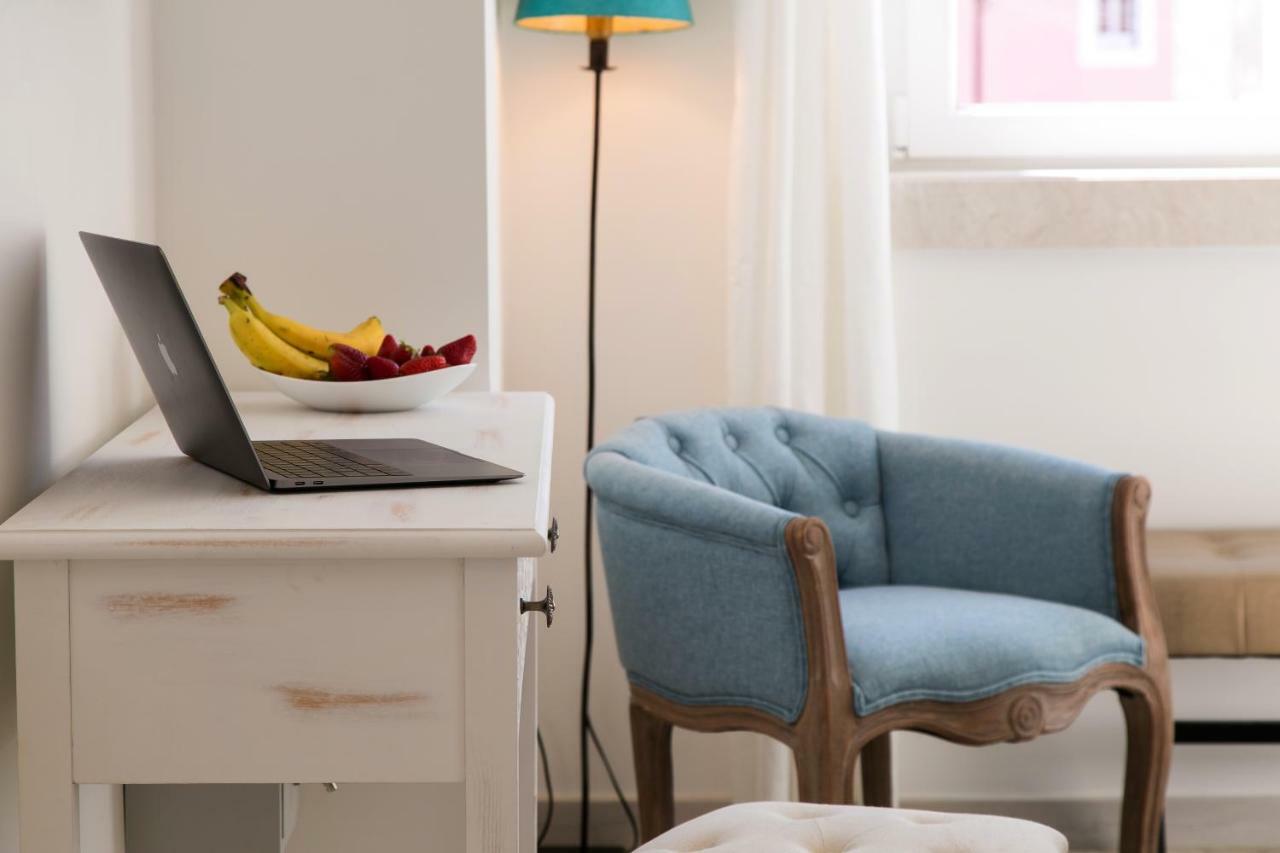 Amalia Near Rossio Square Guest house 3*