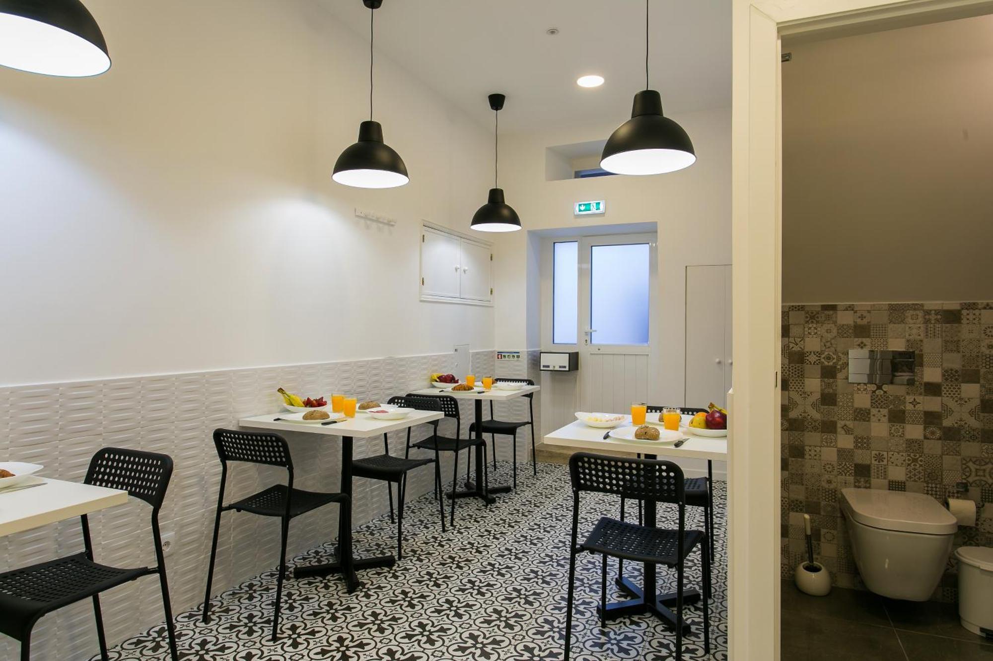 Guest house Amalia Near Rossio Square Lisbon