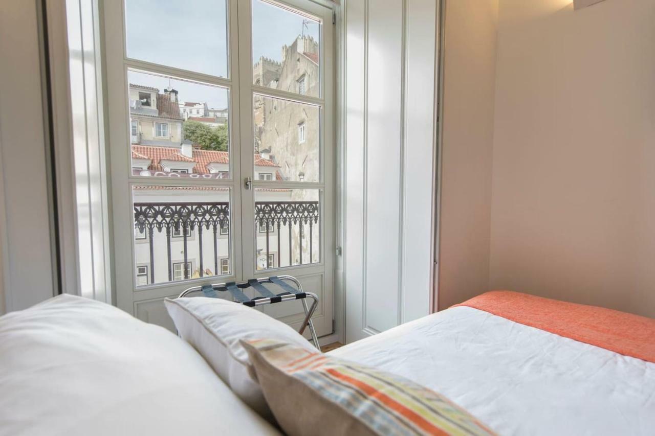 Apartment Unique 2 Bdr River View Baixa Alfama C Lisbon