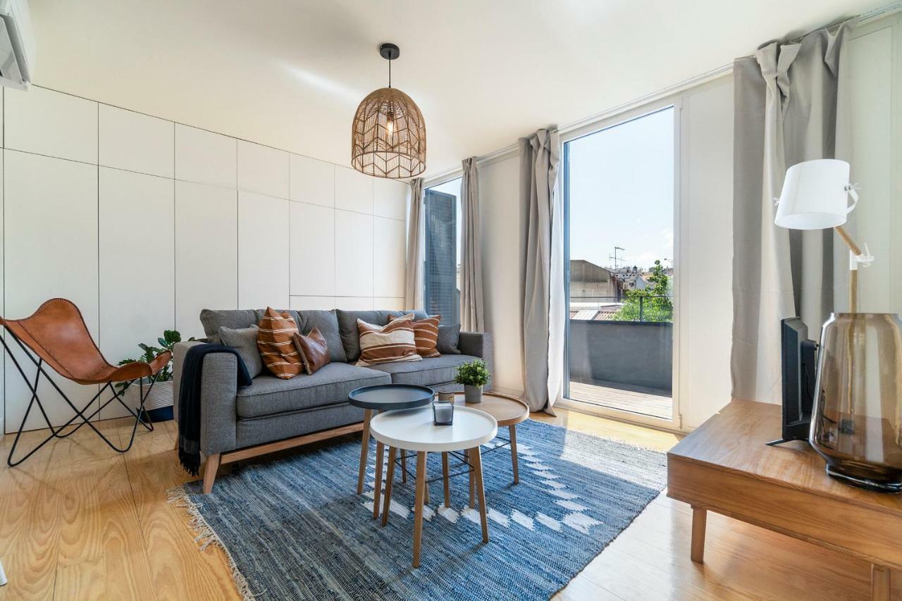 Apartment Modern 1 Bedroom With Balcony *
