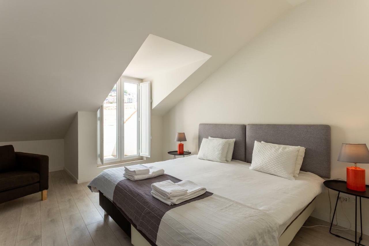 28 Tram Duplex * Lisbon