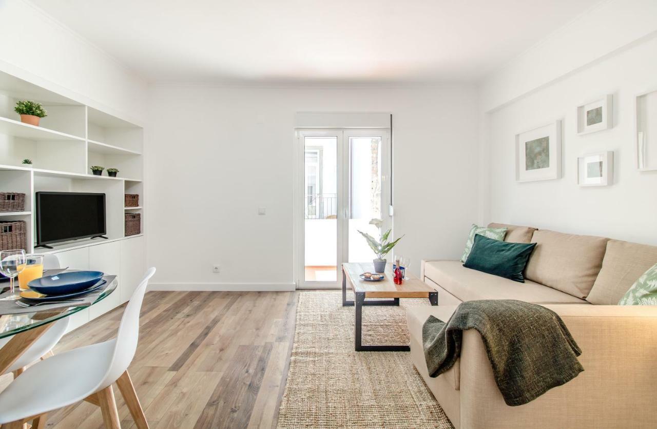 At Santo Antonio Flat * Lisbon