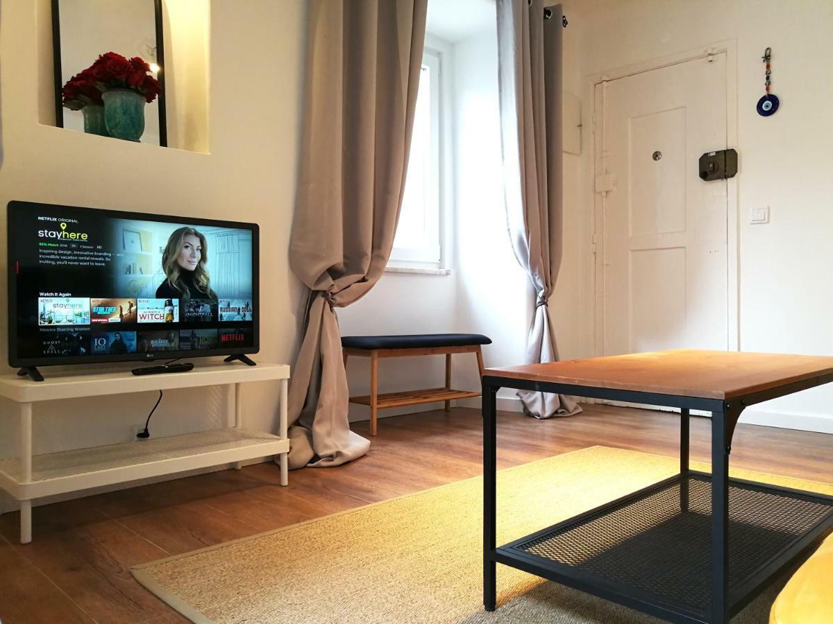 Gorgeous Bairro Alto Apartment Lisbon