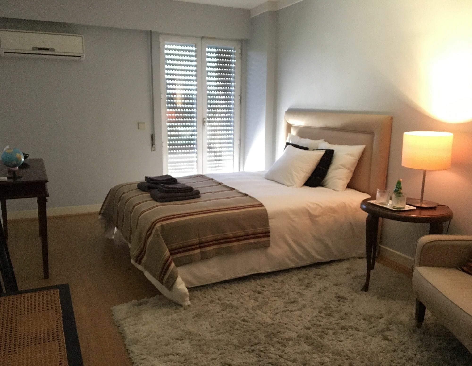 Luxe Spacious Flat Apartment Lisbon