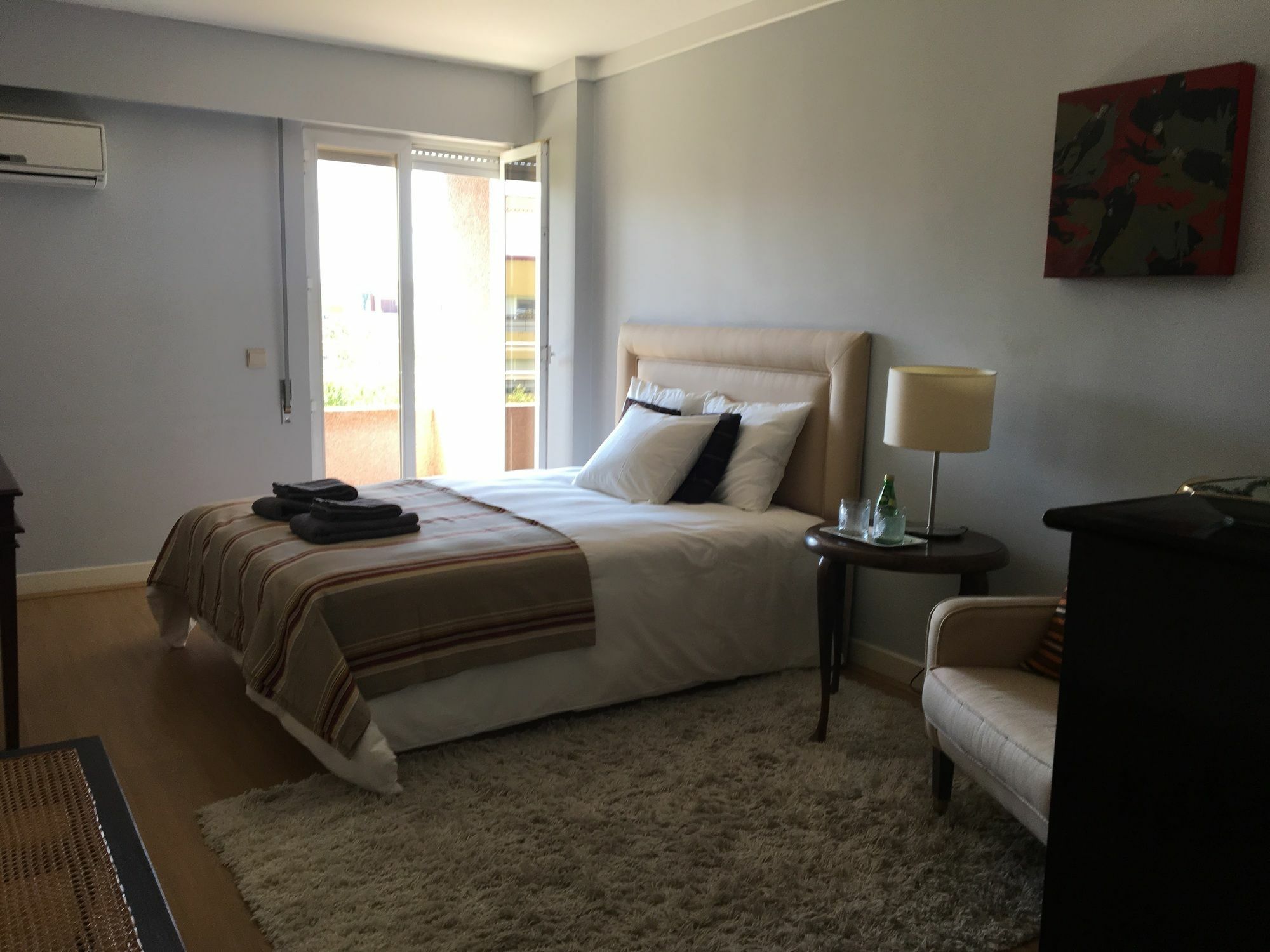 Luxe Spacious Flat Apartment Lisbon