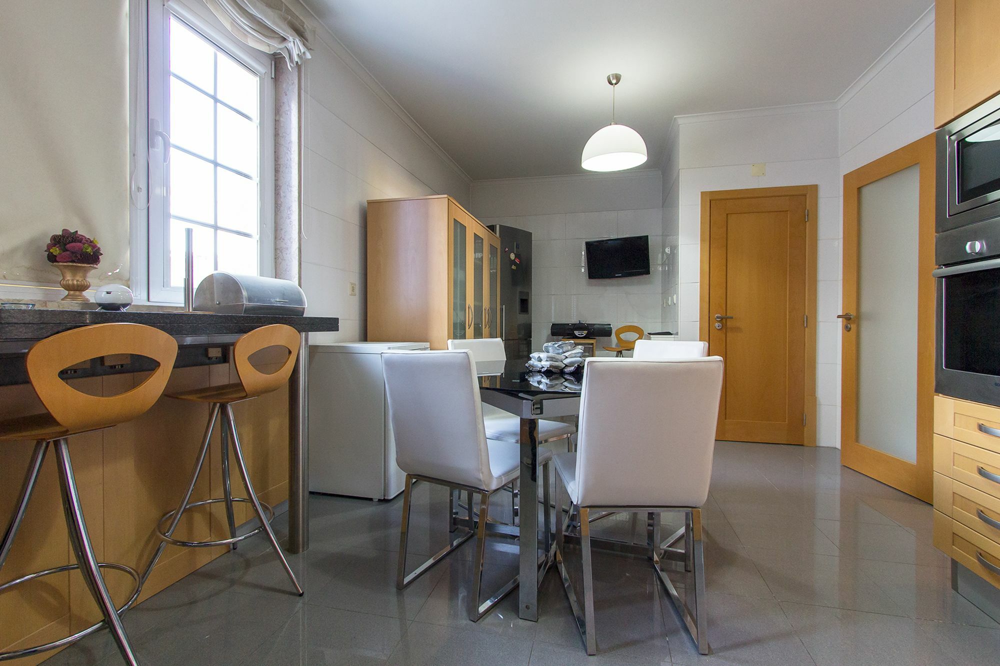 Expo Luxurious By Homing