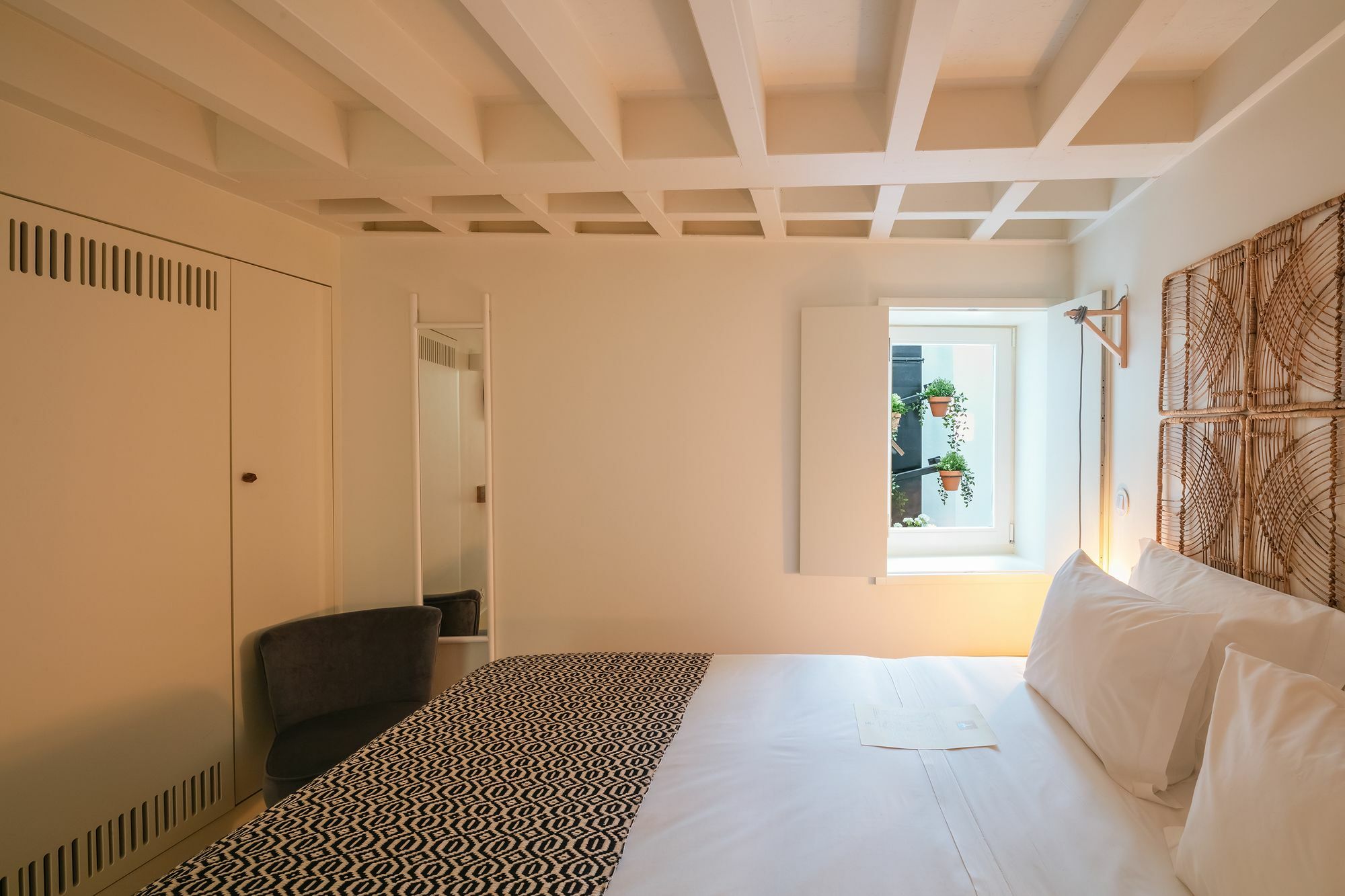 Apartment Almaria Edificio Officina Real