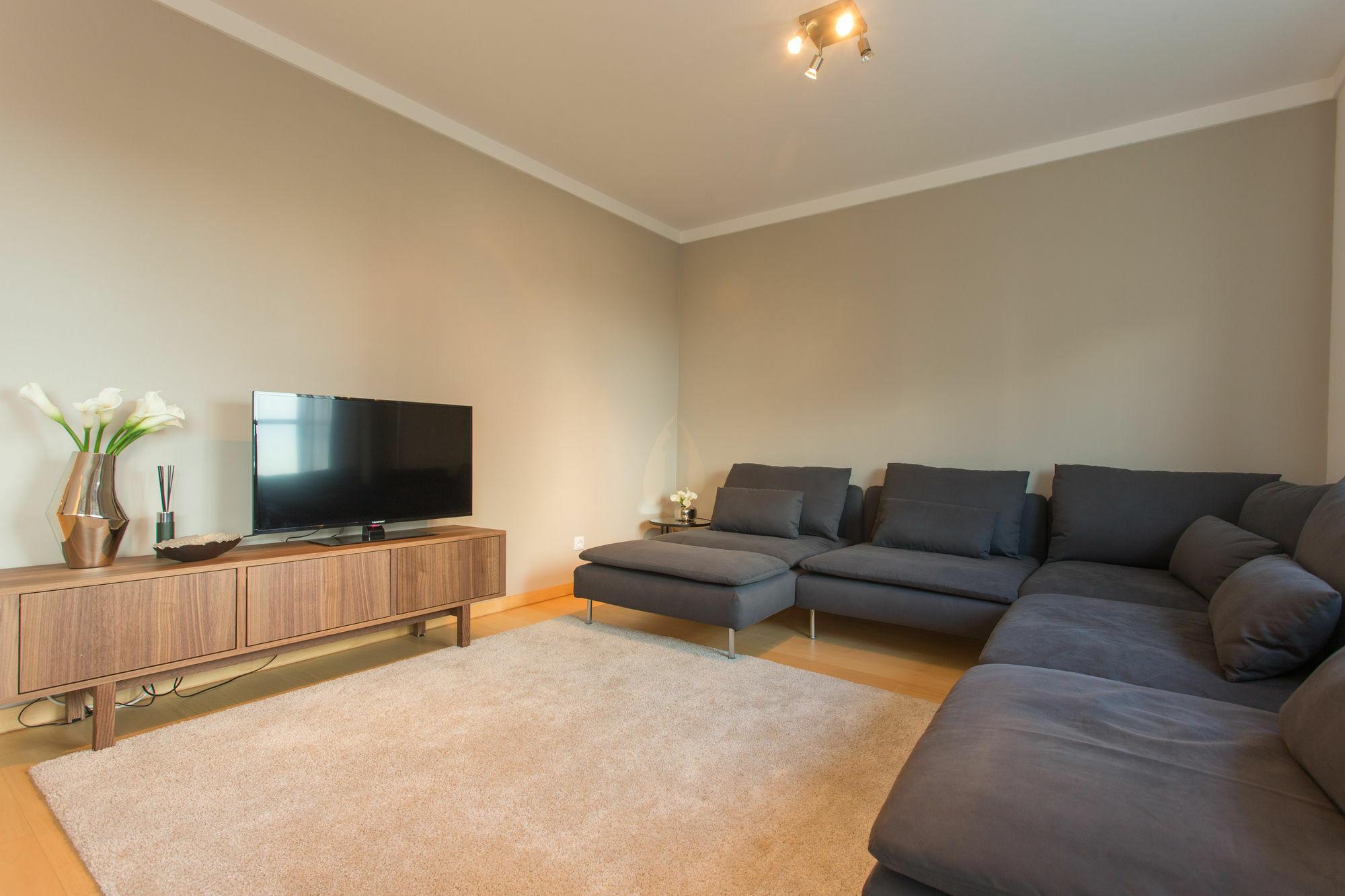 Your Parque Das Nacoes Apartment *