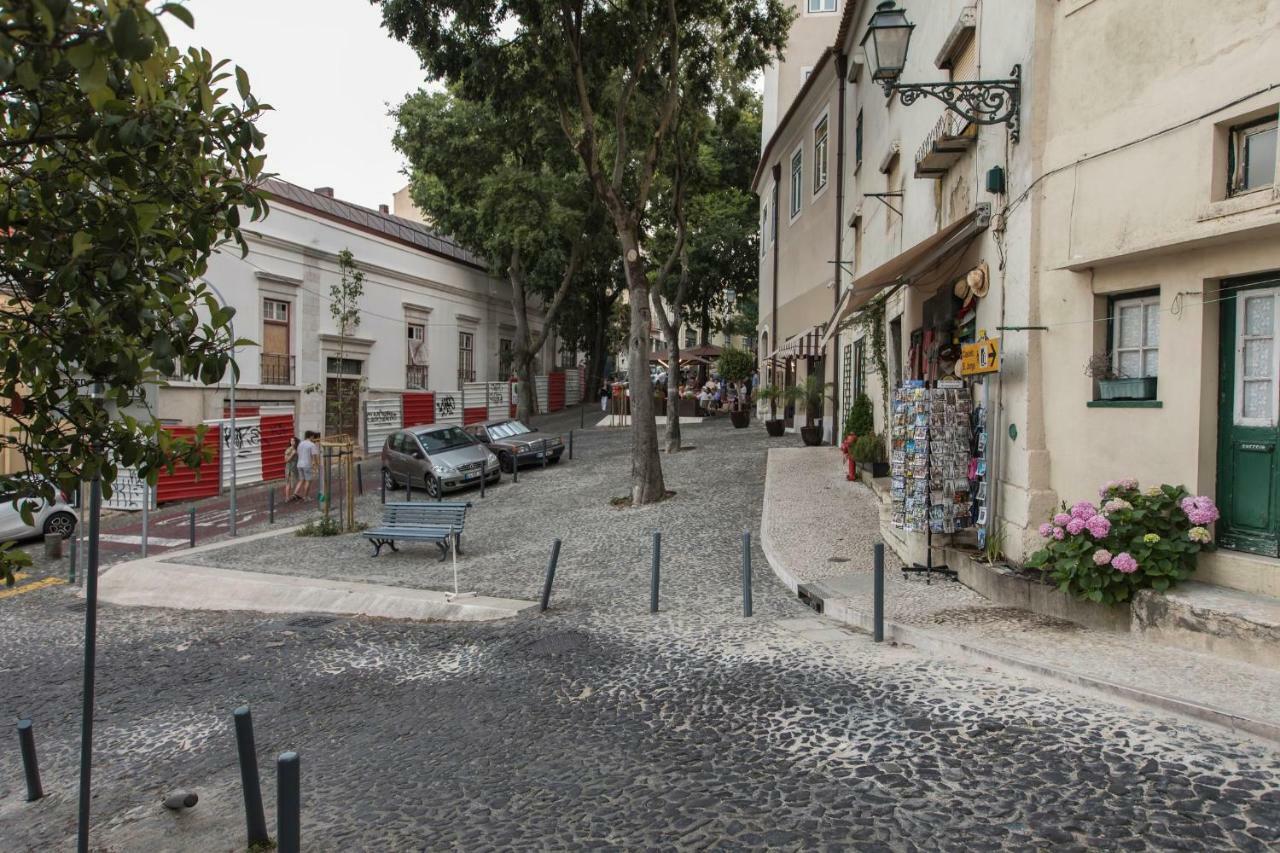 Alfama Terrace W/ Tagus River Views Apartment Lisbon