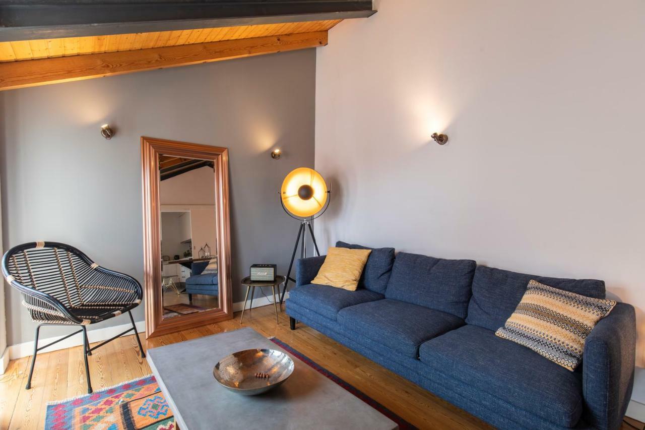 Bairro Alto Stunning Flat With Balcony By Lovelystay Apartment *