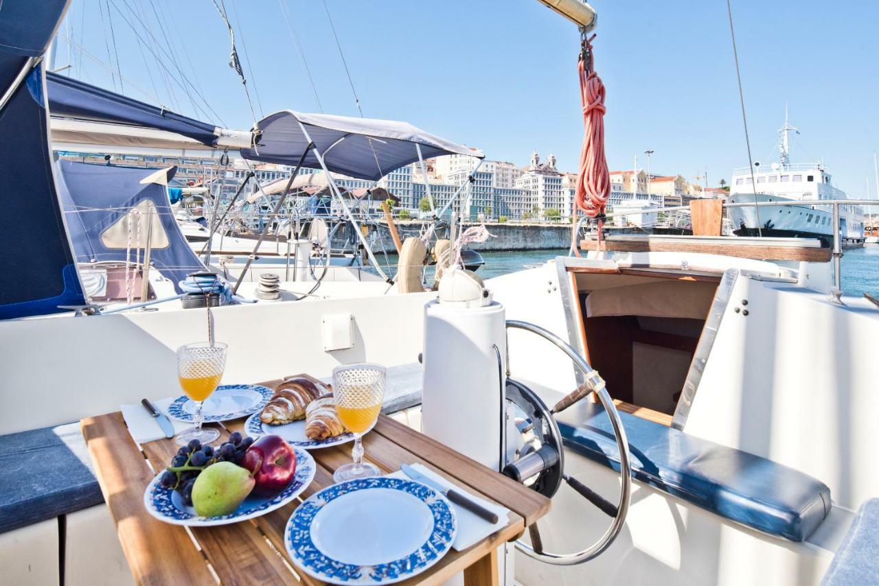 Bmyguest-evamia River Boat Botel Lisbon