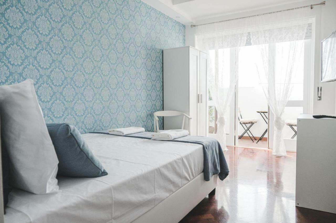 Guest house 4u & Vii Airport *
