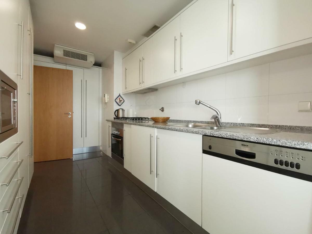 Parque Nacoes Prime Apartment