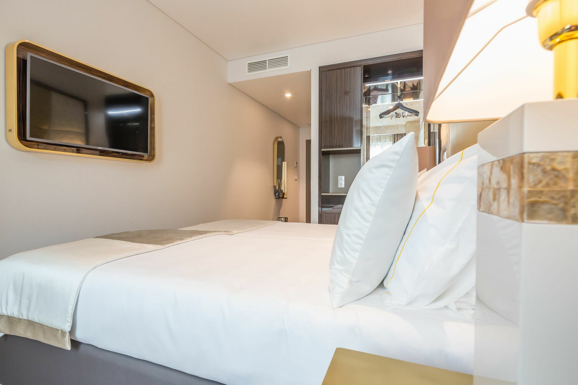 Meraprime Gold Hotel 3*