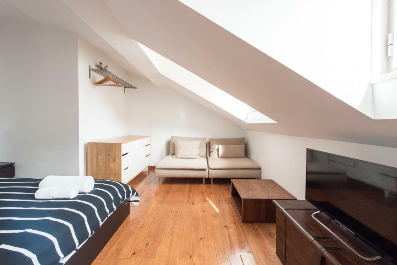 Cozy In Bairro Alto Apartment Lisbon