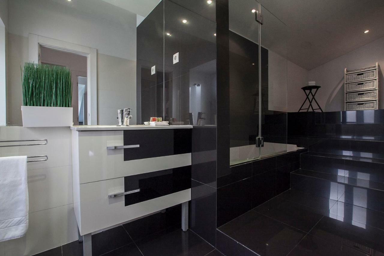 Penthouse 204 * Lisbon