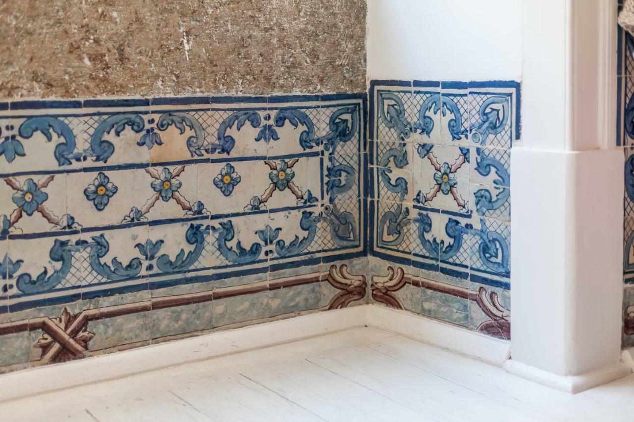 Baixa Tile Blue Two-bedroom - By Lu Holidays Apartment Lisbon