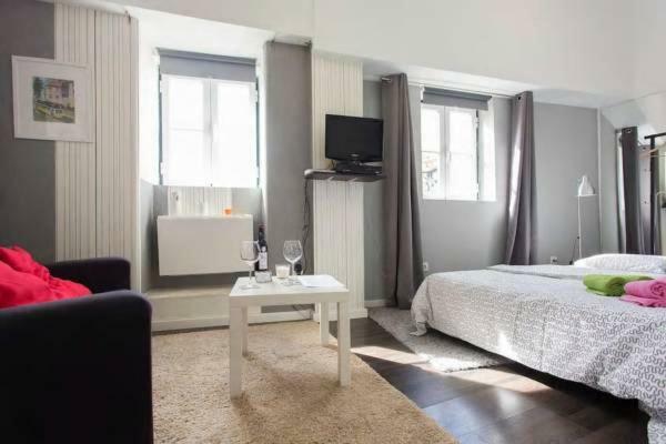 House Mouraria Apartment *