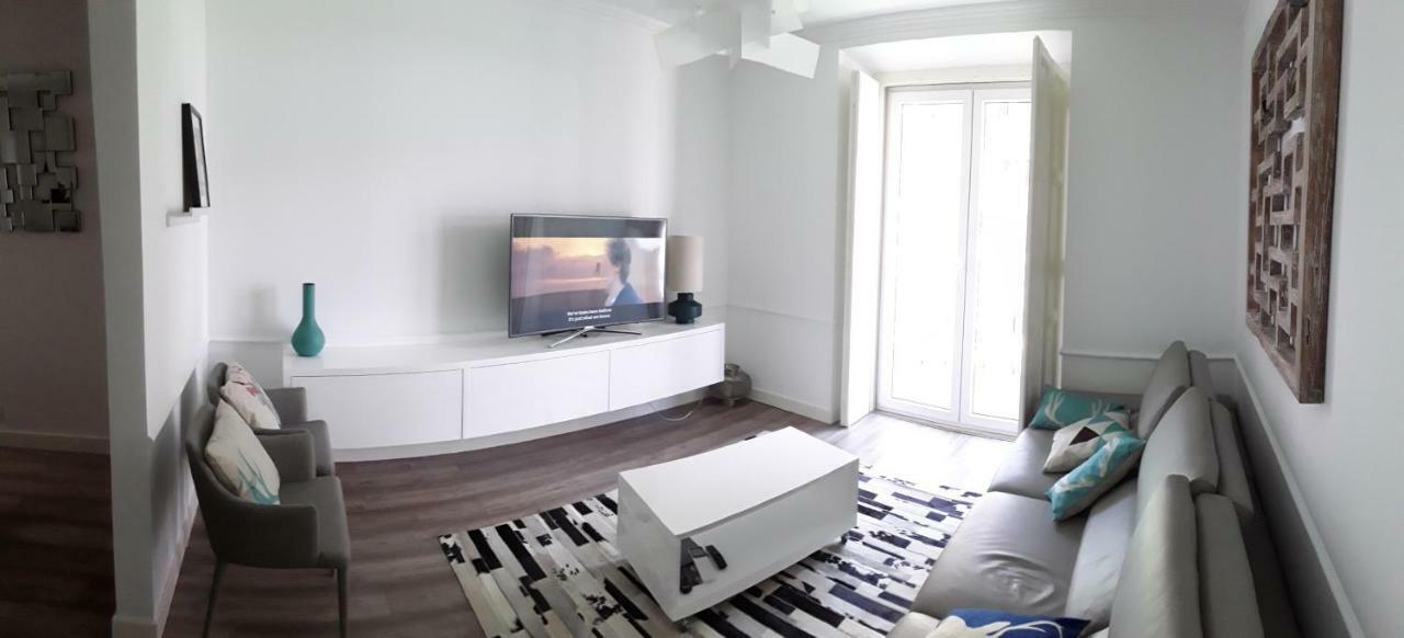 Apartment Shades Of Grey - *