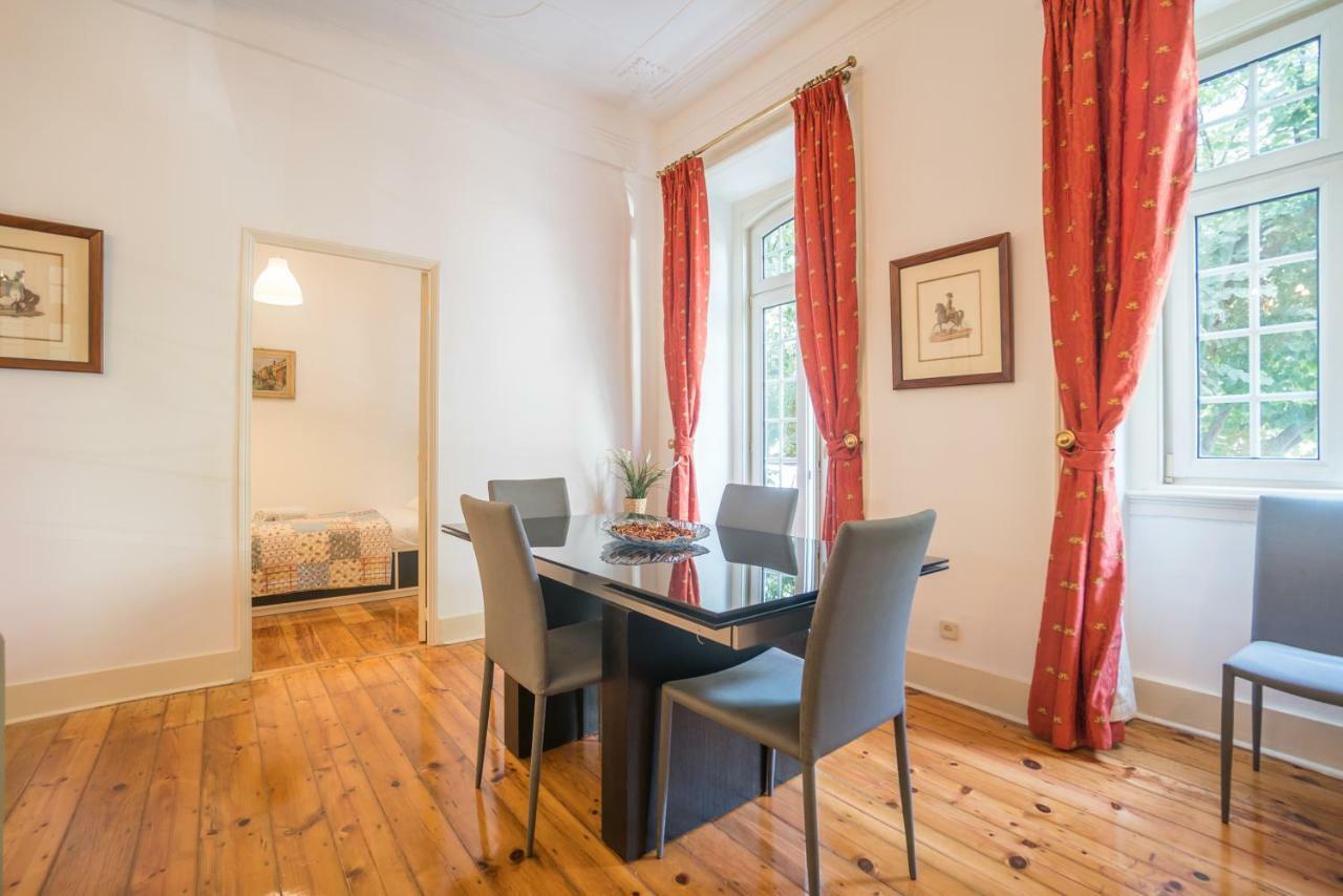 Apartment Campo Pequeno 3bdr Lisbon